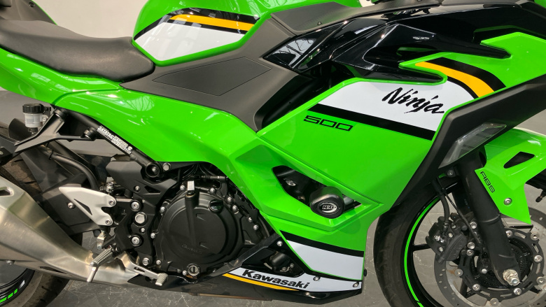 Kawasaki Ninja EX500JSFAN (25MY)